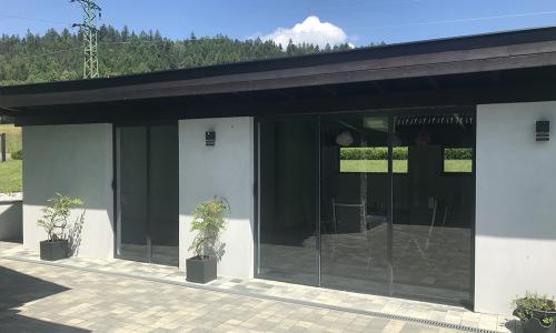 Vsetin_zaskleni SimpleLine_zahradni domek nahled