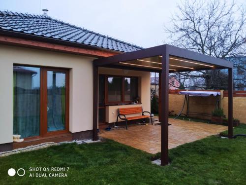 BIOKLIMATICKÁ PERGOLA V JOSEFOVICÍCH