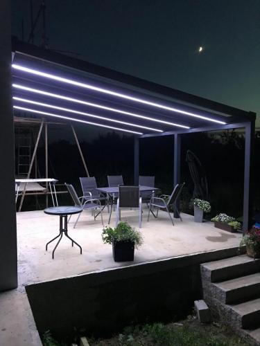 PERGOLA RAPALLO - HOLEŠOV